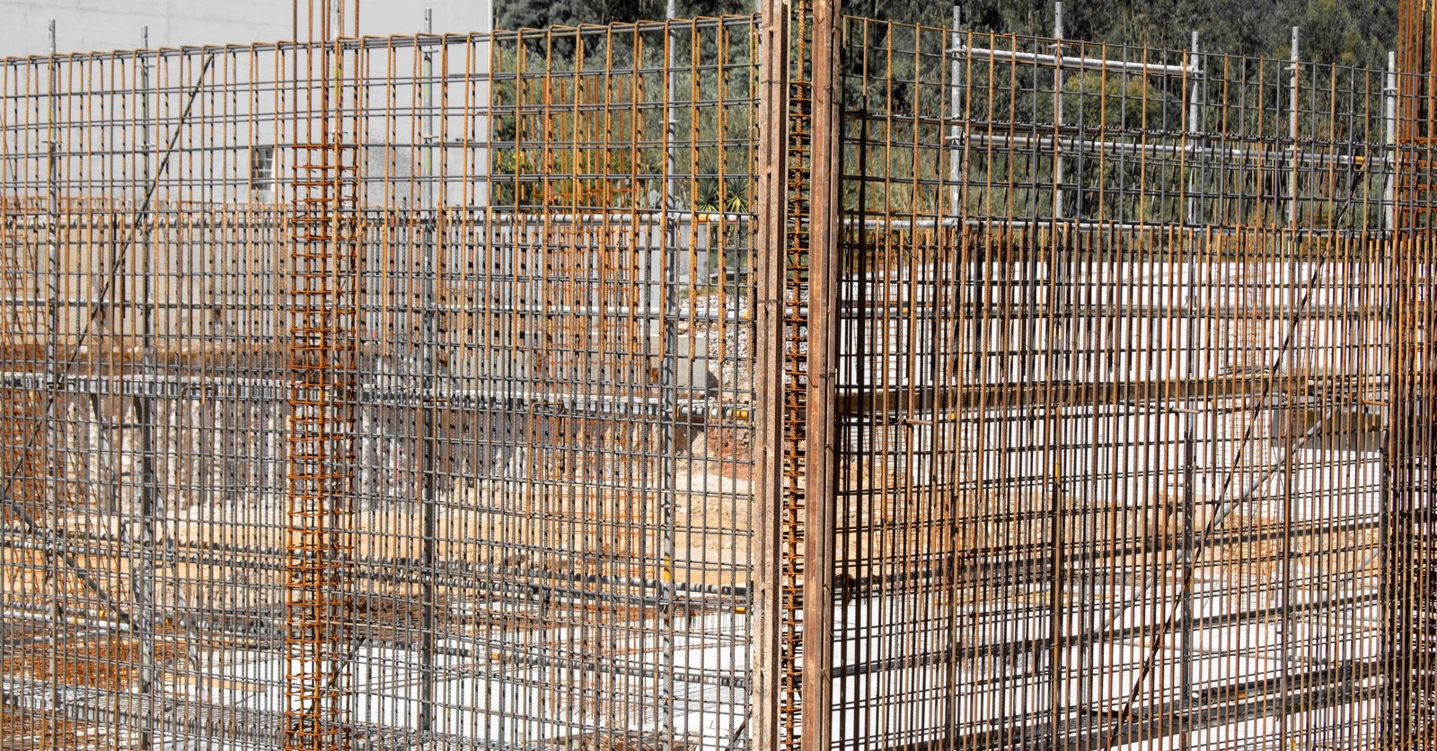 Afstandhouders voor beton, driehoekslatten en waterstops van Progress Profiles