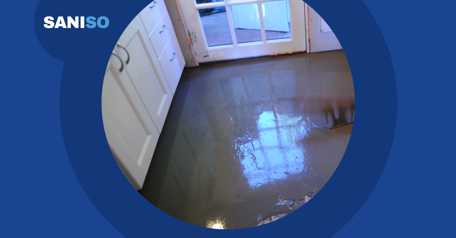 How to level a floor: step-by-step DIY guide