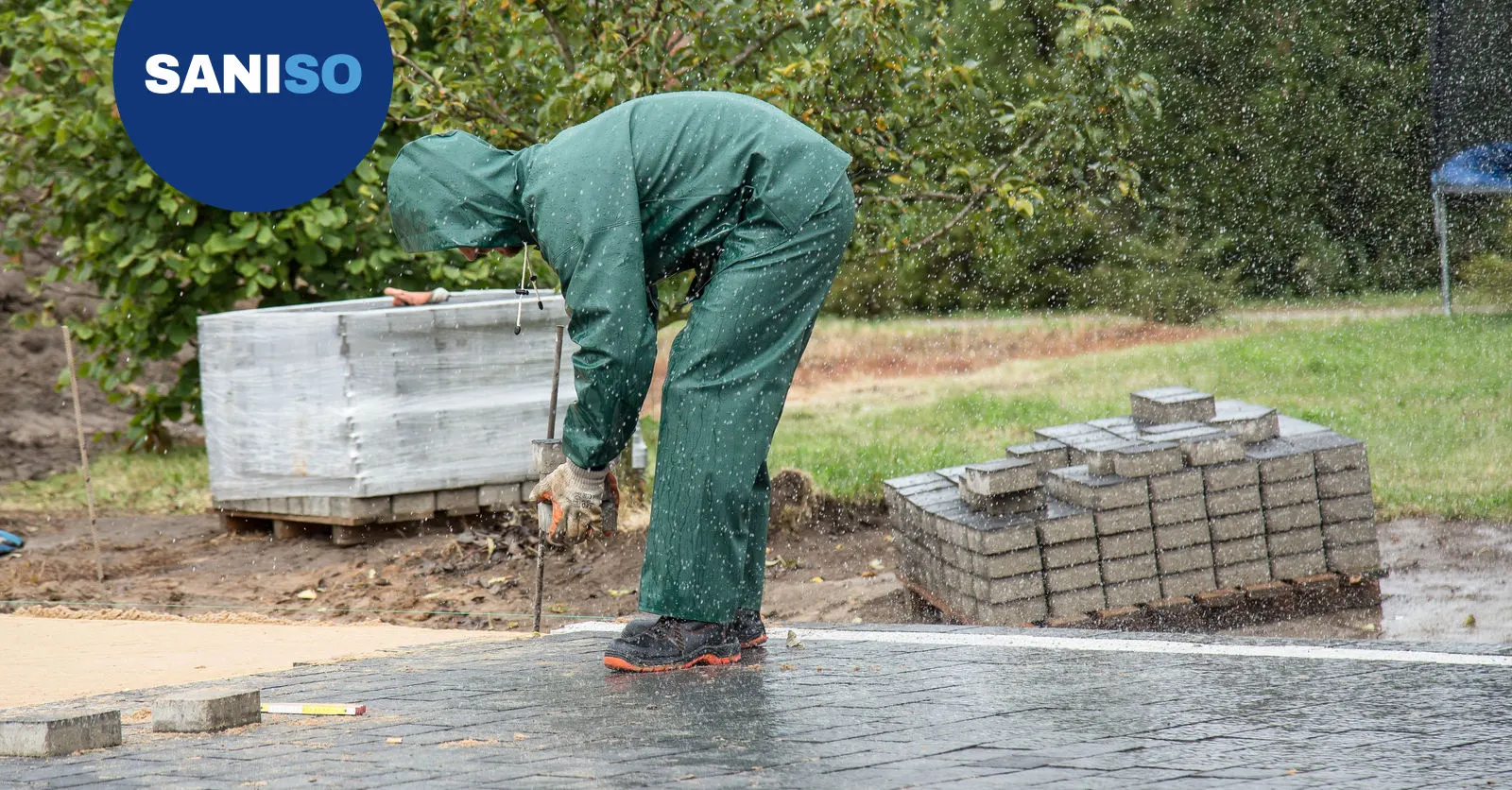 How to lay a garden path