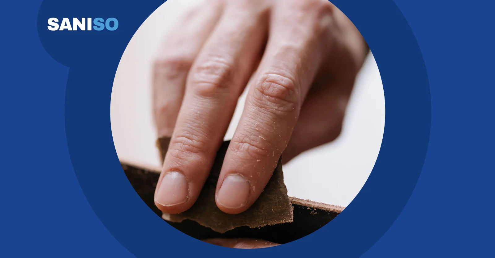 Sanding between varnish coats: how the next coat grips again