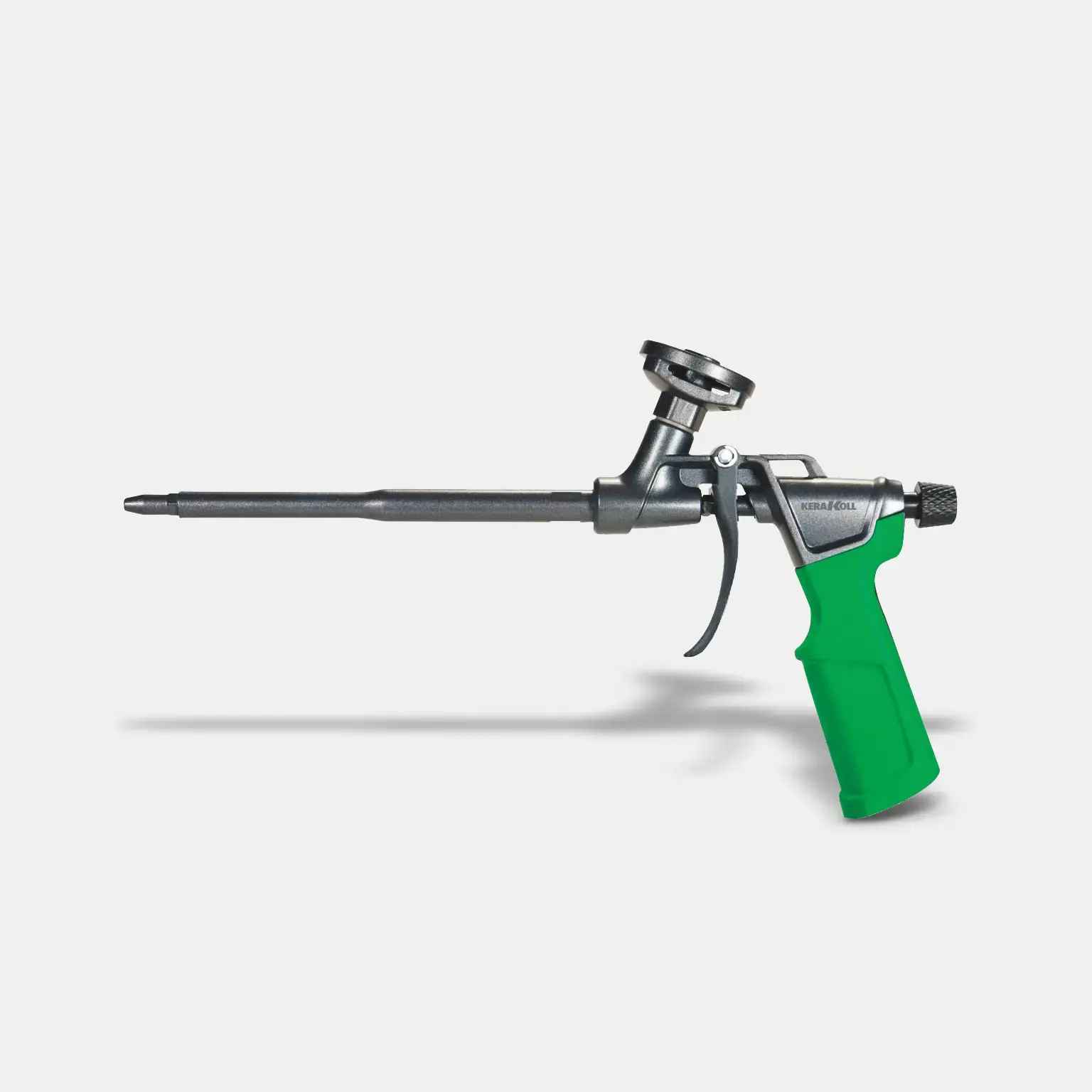 Gun for polyurethane foam