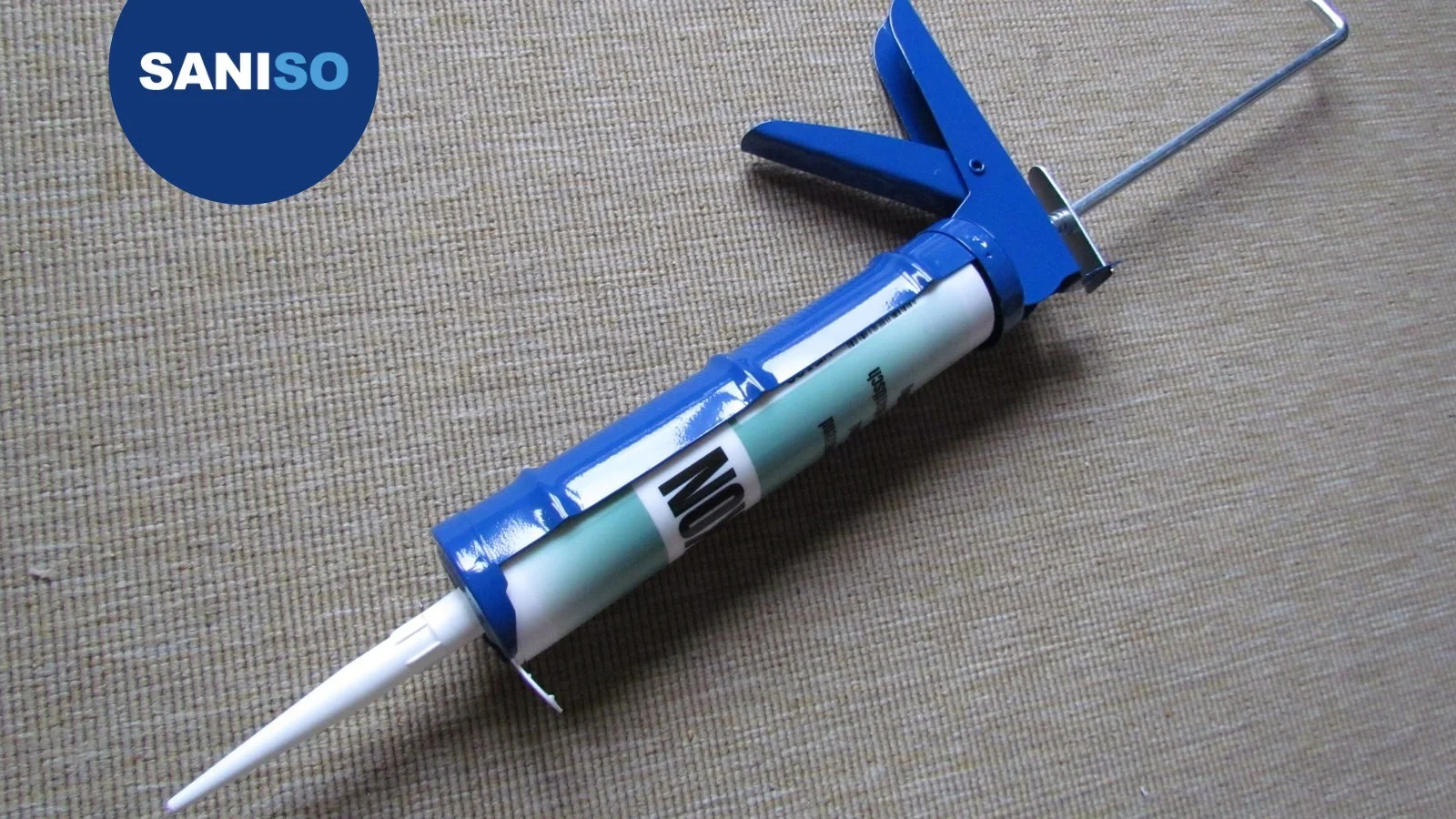 How to reseal your bathroom with new silicone: a step-by-step weekend job